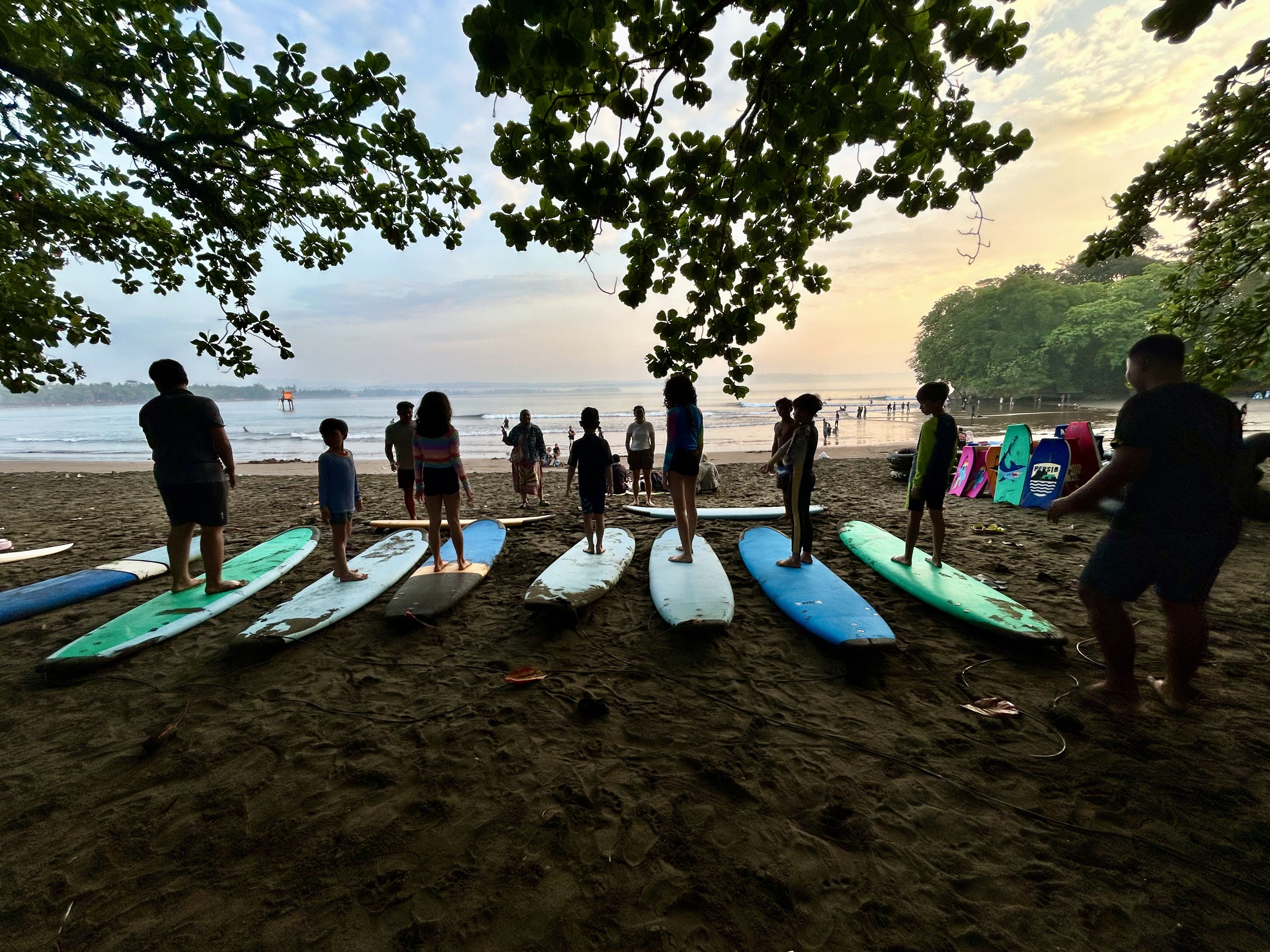 Foto surf hero (Batukaras)